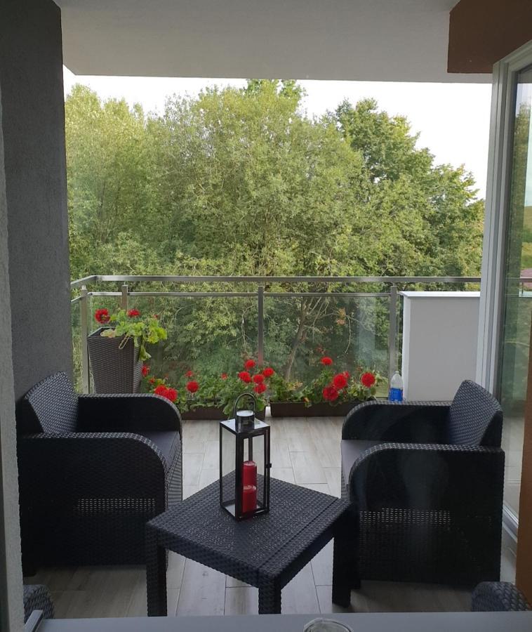 Apartament Widok Z Tarasami Ostroda Exterior photo